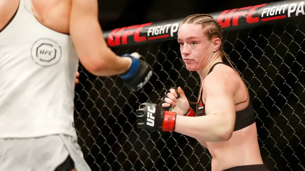 Aspen Ladd Has Big Plans for Her New Bare-Knuckle Boxing Career Aspen Ladd Has Big Plans for Her New Bare-Knuckle Boxing Career