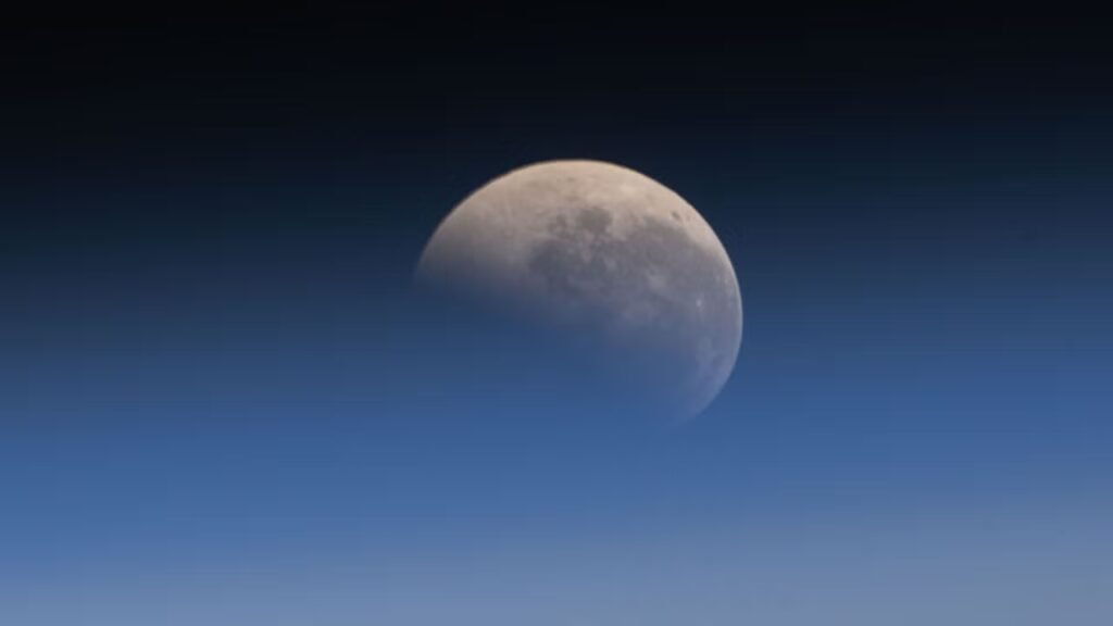 August 2026 lunar eclipse: Don’t miss a blood moon take over the night sky. Here’s when you can see it August 2026 lunar eclipse: Don’t miss a blood moon take over the night sky. Here’s when you can see it
