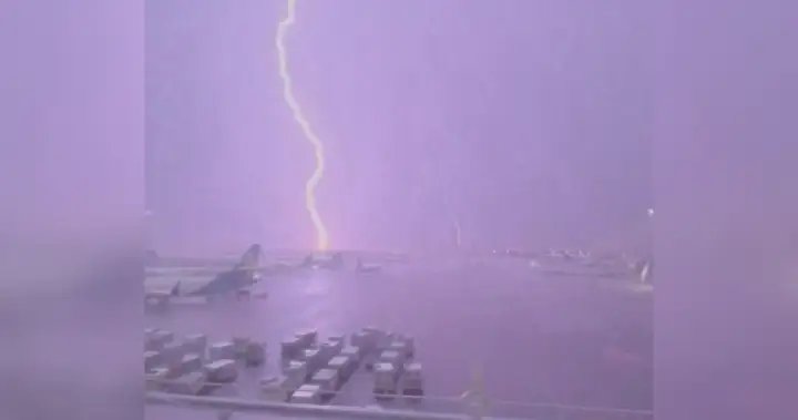 B.C. storm causes new wildfires, airport delays after more than 7K lightning strikes B.C. storm causes new wildfires, airport delays after more than 7K lightning strikes