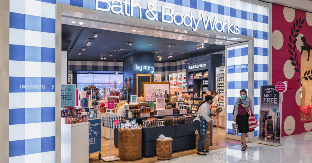 Bath & Body Works Lifts Annual Profit Forecast on Digital Demand