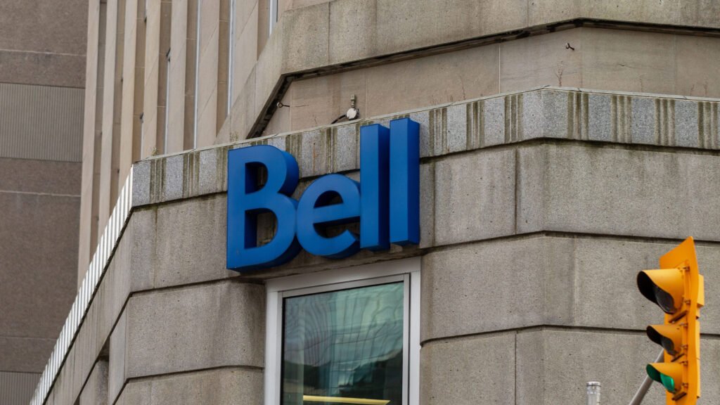 Bell now offers up to 48-month device financing with its priciest plans Bell now offers up to 48-month device financing with its priciest plans