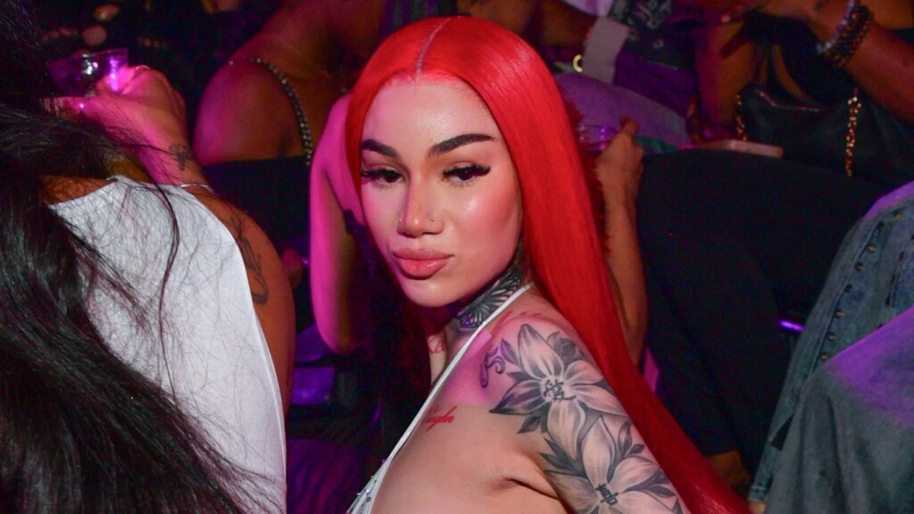 Bhad Bhabie Shows Off Her Curves With A Steamy Dance Video Bhad Bhabie Shows Off Her Curves With A Steamy Dance Video
