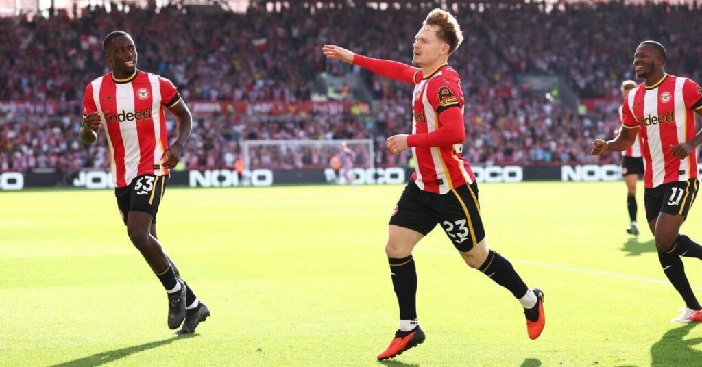 Big-spending Spurs slump to dismal opening defeat Big-spending Spurs slump to dismal opening defeat