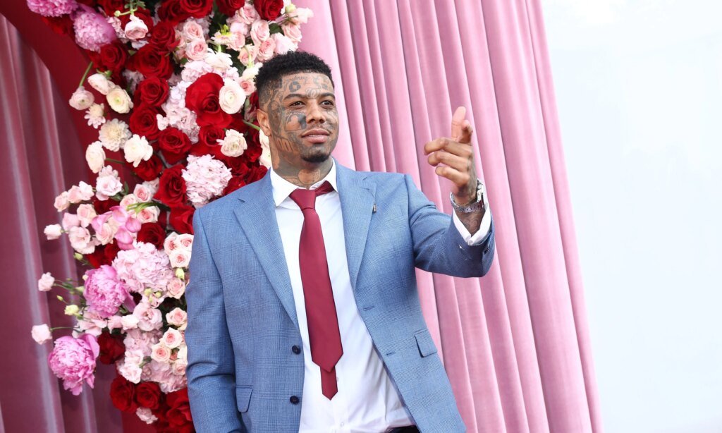 Blueface Kicks Nevaeh Akira Into A Pool, Fans Allegedly Call Police Blueface Kicks Nevaeh Akira Into A Pool, Fans Allegedly Call Police