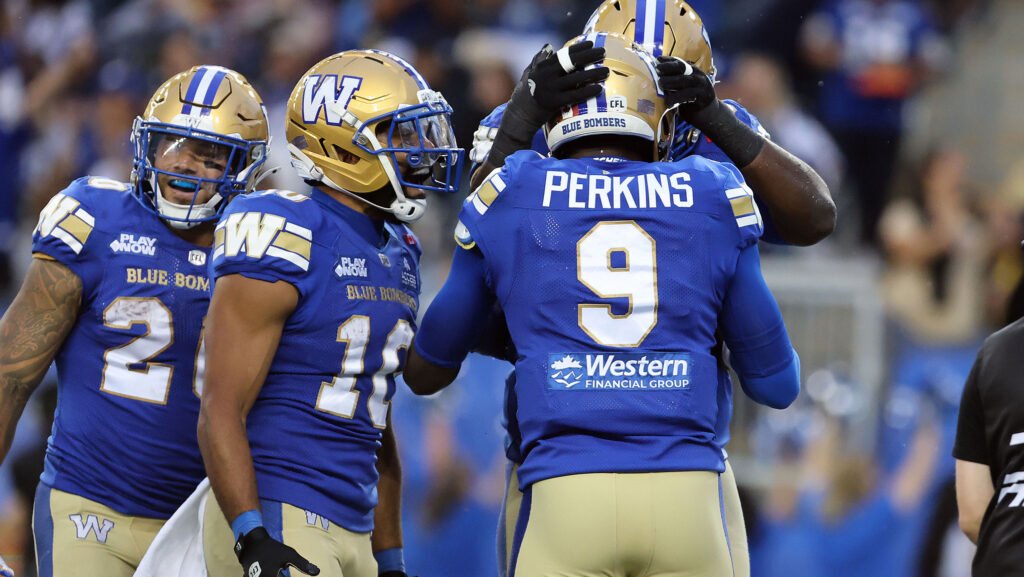 Bombers answer late REDBLACKS rally to secure home win Bombers answer late REDBLACKS rally to secure home win