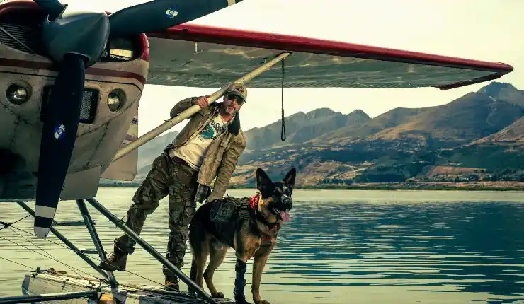 Brad Pitt And His Dog ‘Bond’ In Heart Of The Beast New UK Trailer Brad Pitt And His Dog 'Bond' In Heart Of The Beast New UK Trailer