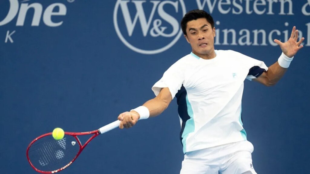 Brandon Nakashima knocks off Taylor Fritz in Cincinnati quarterfinal
