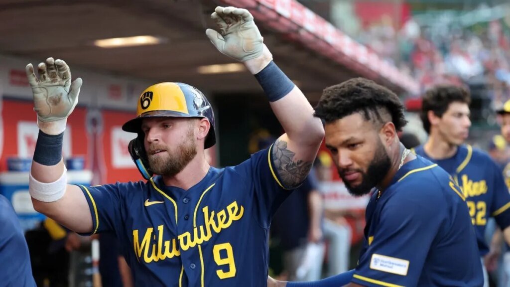 Brewers claim best record in baseball with late rally past Angels Brewers claim best record in baseball with late rally past Angels