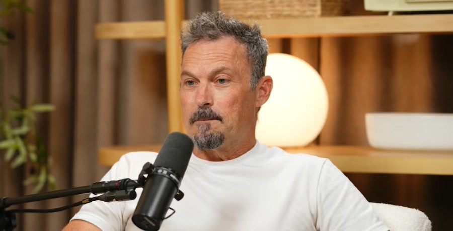 Brian Austin Green Talks Brain & Body Feeling ‘Disconnected’ Brian Austin Green Talks Brain & Body Feeling 'Disconnected'