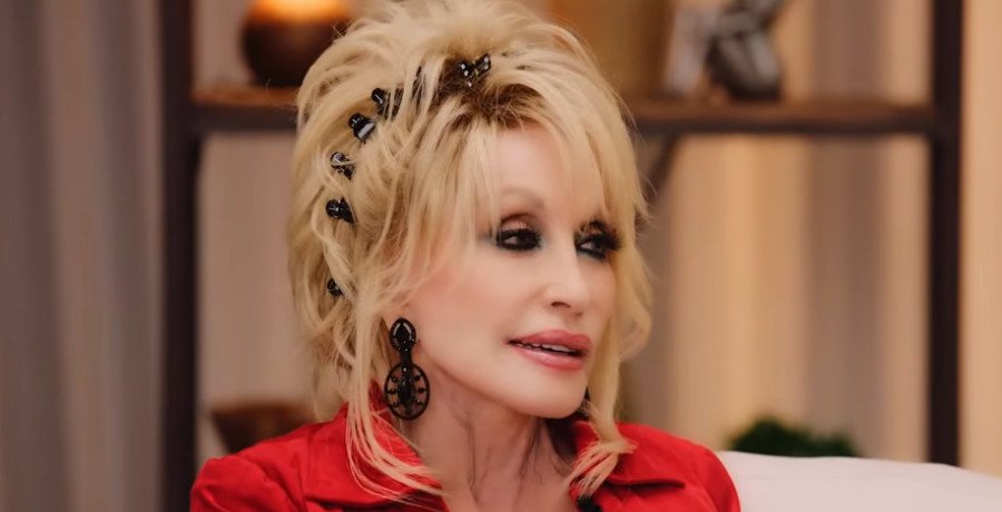 CNN Disrespects Dolly Parton, Apologizes After Backlash CNN Disrespects Dolly Parton, Apologizes After Backlash