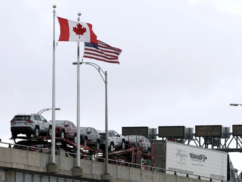 Canadian woman arrested in U.S. for stealing $43,549 in gold and silver