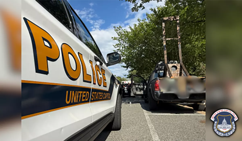 Capitol Police arrest California man in possession of a guillotine near Supreme Court Capitol Police arrest California man in possession of a guillotine near Supreme Court
