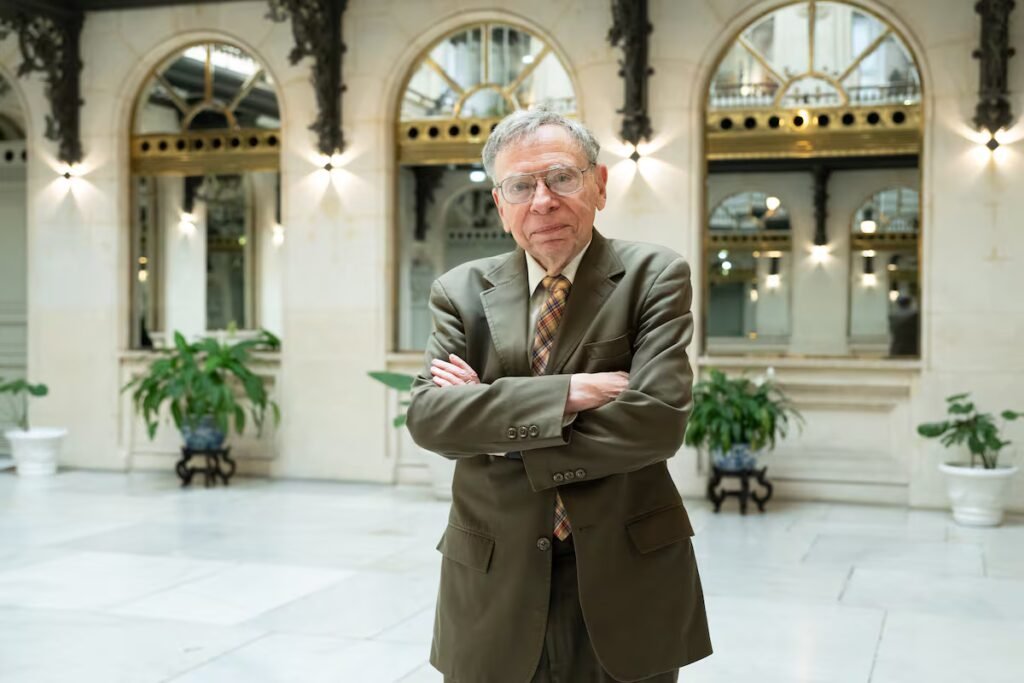 Carl Wunsch, oceanographer: ‘The consequences of Trump are terrible. Funding is denied because, apparently, all of our research is a hoax’ | Climate Carl Wunsch, oceanographer: ‘The consequences of Trump are terrible. Funding is denied because, apparently, all of our research is a hoax’ | Climate