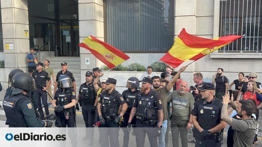 Ceutíes plantan cara a Alvise, Vito Quiles y Núcleo Nacional: “Aprovecháis para sembrar odio” Ceutíes plantan cara a Alvise, Vito Quiles y Núcleo Nacional: “Aprovecháis para sembrar odio”
