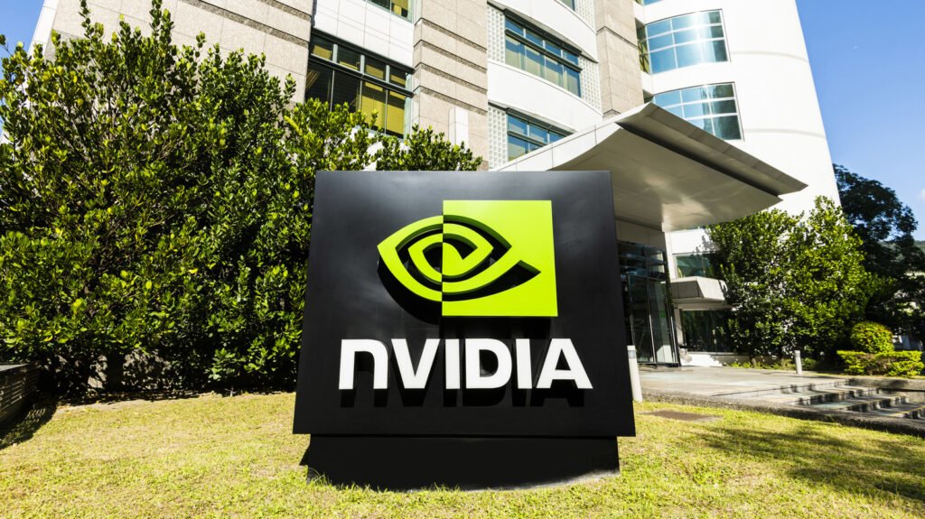 China Reportedly Allows ByteDance And Tencent To Import 10,000 H200 Chips China Reportedly Allows ByteDance And Tencent To Import 10,000 H200 Chips