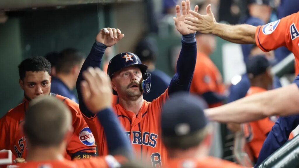 Christian Walker’s walk-off HR caps Astros’ 10th-inning rally vs. M’s Christian Walker's walk-off HR caps Astros' 10th-inning rally vs. M's