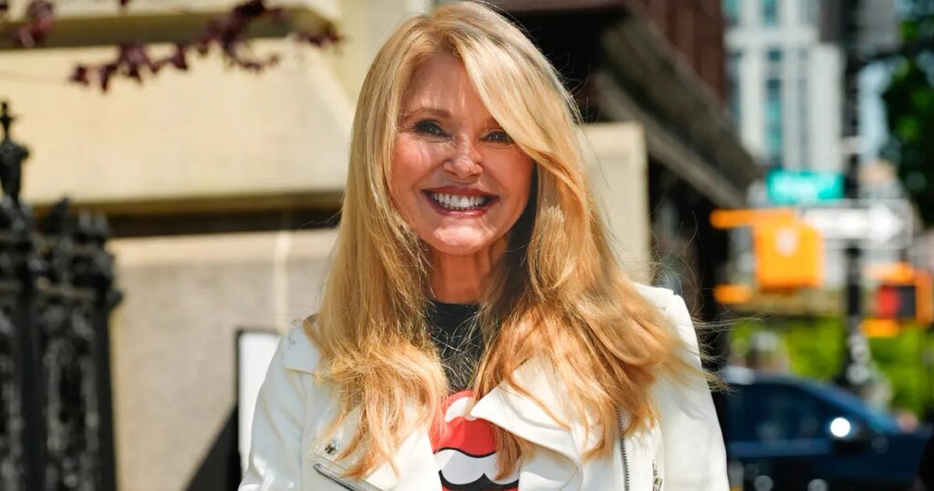 Christie Brinkley’s Hamptons Top Transitions to Fall — The Look Christie Brinkley's Hamptons Top Transitions to Fall — The Look