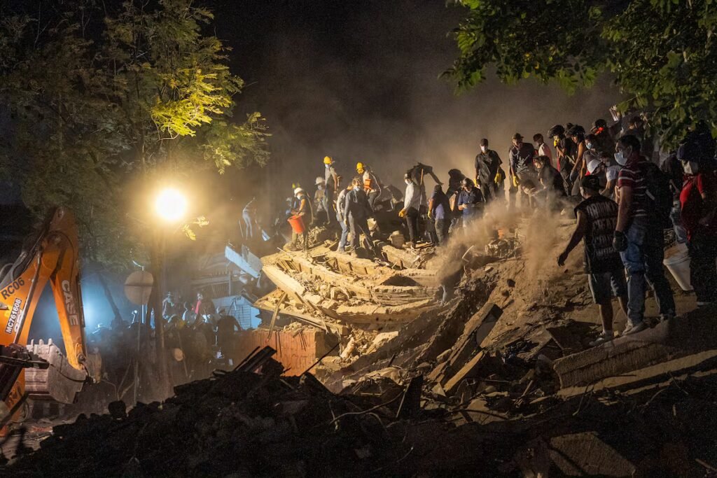 Colombia wakes up under a state of emergency after earthquake kills more than 130 | International