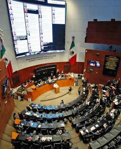 Con licencia, 21 de los 67 senadores de Morena Con licencia, 21 de los 67 senadores de Morena