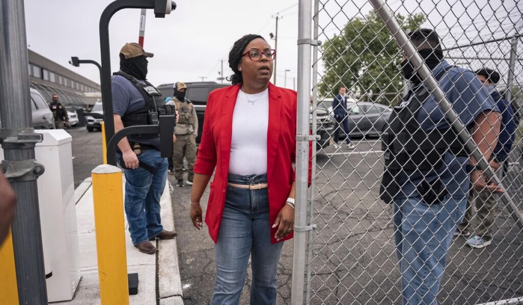 Court green-lights most of DOJ’s prosecution against Dem congresswoman in ICE clash Court green-lights most of DOJ’s prosecution against Dem congresswoman in ICE clash