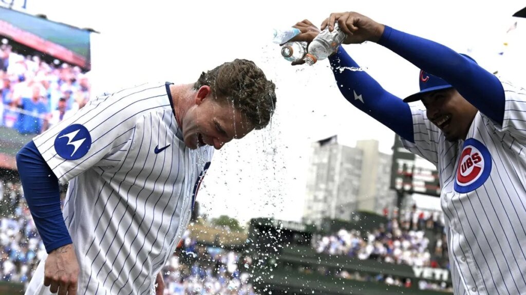 Cubs' Pete Crow-Armstrong blasts 3 homers, drives in 6 to thrash Reds