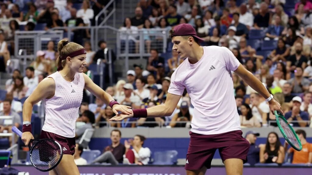 Czech duo captures U.S. Open mixed-doubles championship