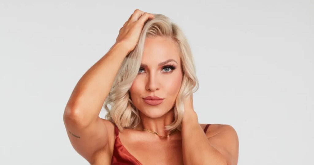 DWTS Pro Sharna Burgess Officially Returning for Season 35 DWTS Pro Sharna Burgess Officially Returning for Season 35