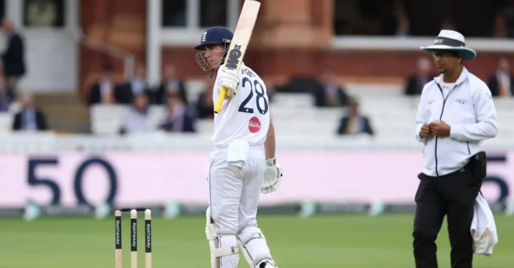 Dan Lawrence leads England’s charge as rain limits action on Day 3 of Lord’s Test against Pakistan