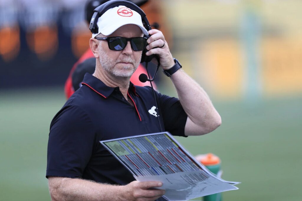 Dave Dickenson downplays Stampeders' post-game spat with Ticats long snapper