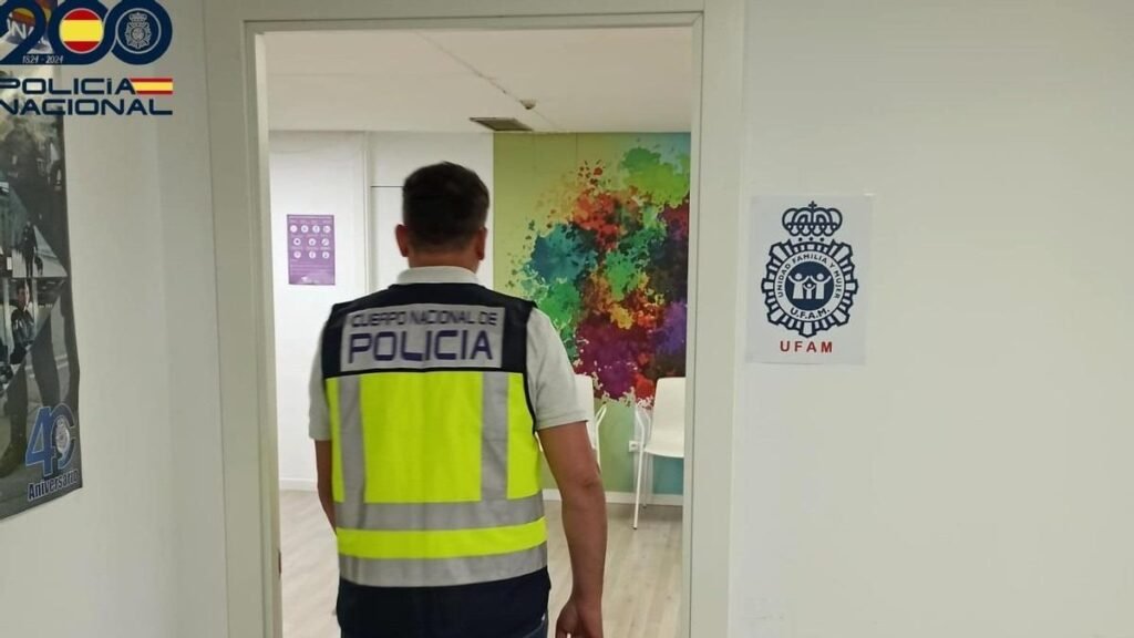 Detenidos dos canteranos del RCD Mallorca por grabar a escondidas un encuentro sexual con una menor
