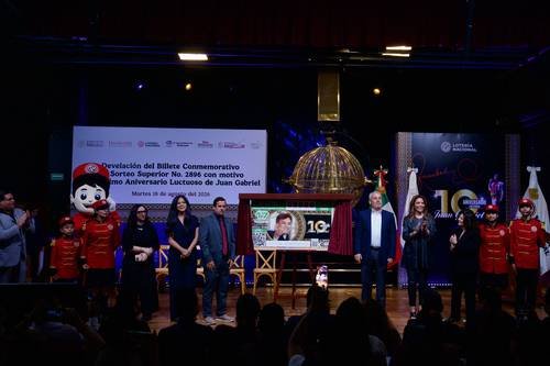 Develan billete conmemorativo en honor de Juan Gabriel Develan billete conmemorativo en honor de Juan Gabriel