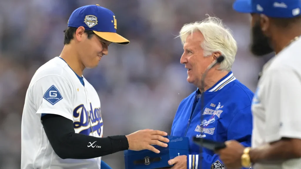Dodgers Could Face Major Shohei Ohtani Problem If Mark Walter Sells Team Dodgers Could Face Major Shohei Ohtani Problem If Mark Walter Sells Team
