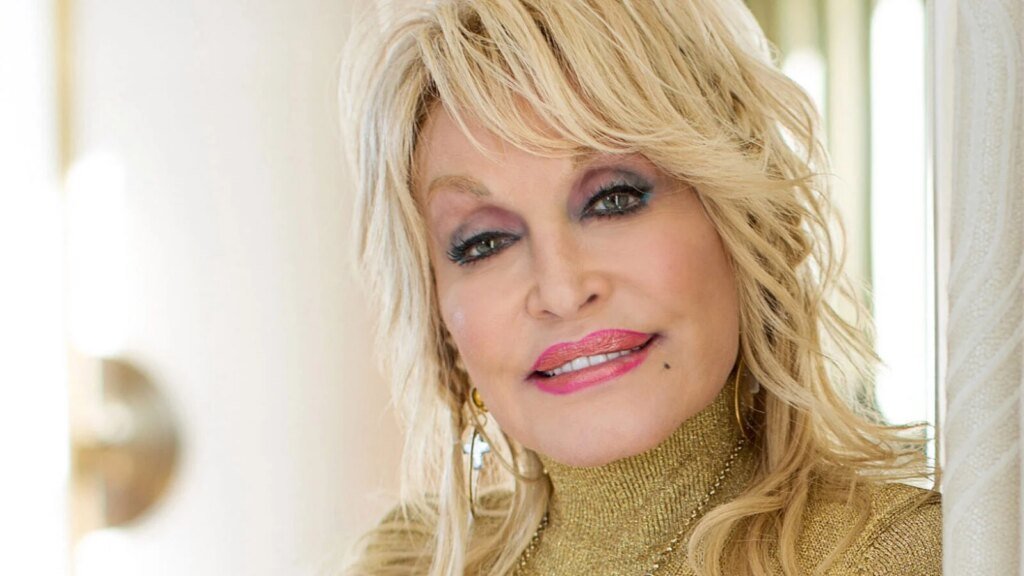 Dolly Parton Fans Erupt Over Mayor’s Flag Honor Protest Dolly Parton Fans Erupt Over Mayor's Flag Honor Protest