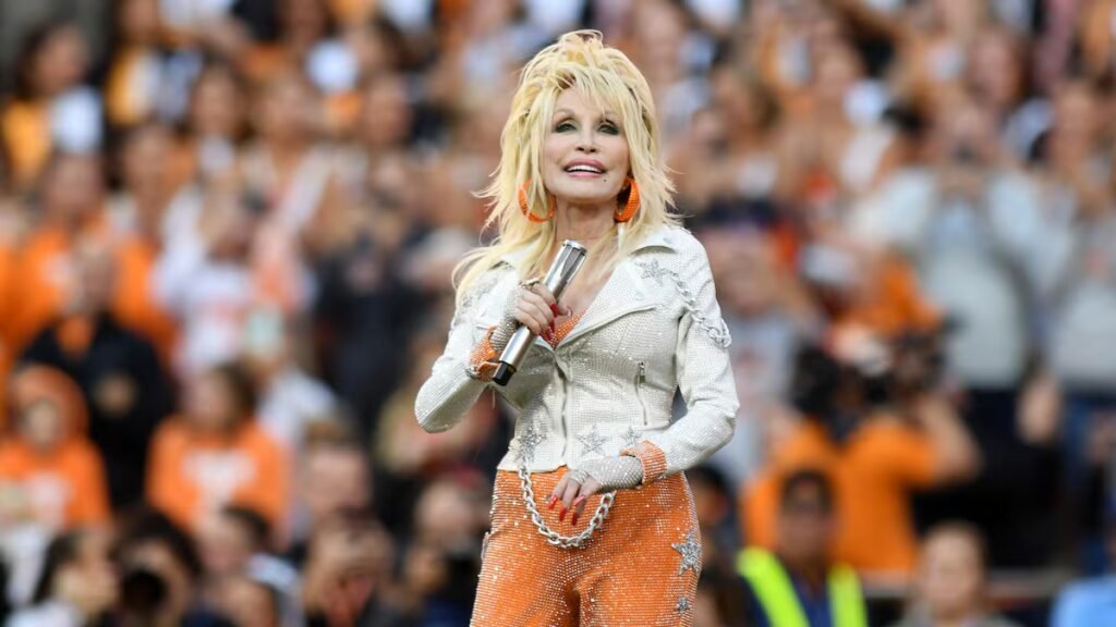 Dolly Parton, the star who refused to pick a political side but never remained silent | People Dolly Parton, the star who refused to pick a political side but never remained silent | People