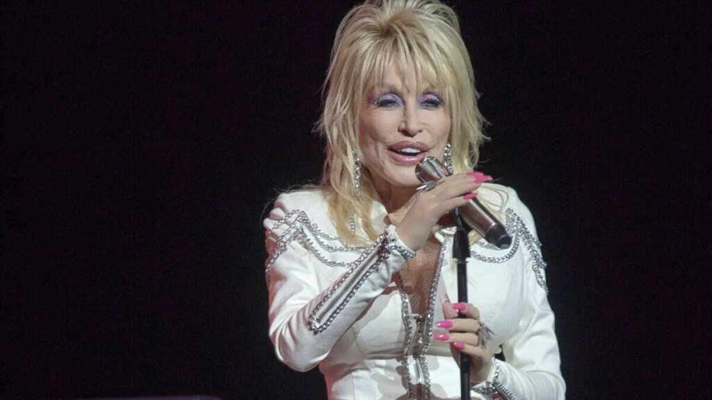 Dolly Parton ‘Exploring’ Avatar Performances Amid Health Issues