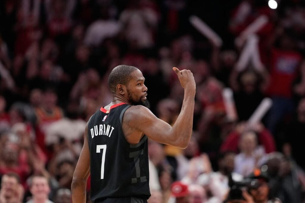 Durant claims 76ers a championship-winning team after signing LeBron James Durant claims 76ers a championship-winning team after signing LeBron James