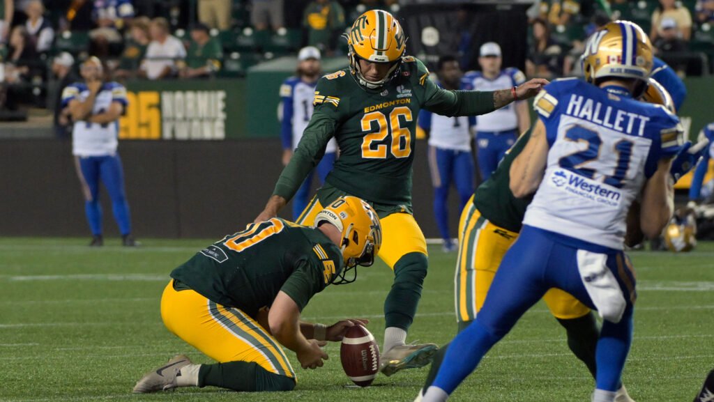 Elks rally past Bombers on Blanchard’s walk-off field goal Elks rally past Bombers on Blanchard's walk-off field goal