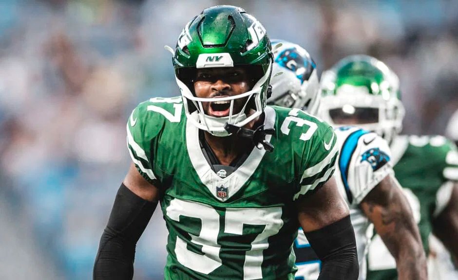 Former CFL cover man Qwan’tez Stiggers left New York Jets practice in ambulance Former CFL cover man Qwan'tez Stiggers left New York Jets practice in ambulance