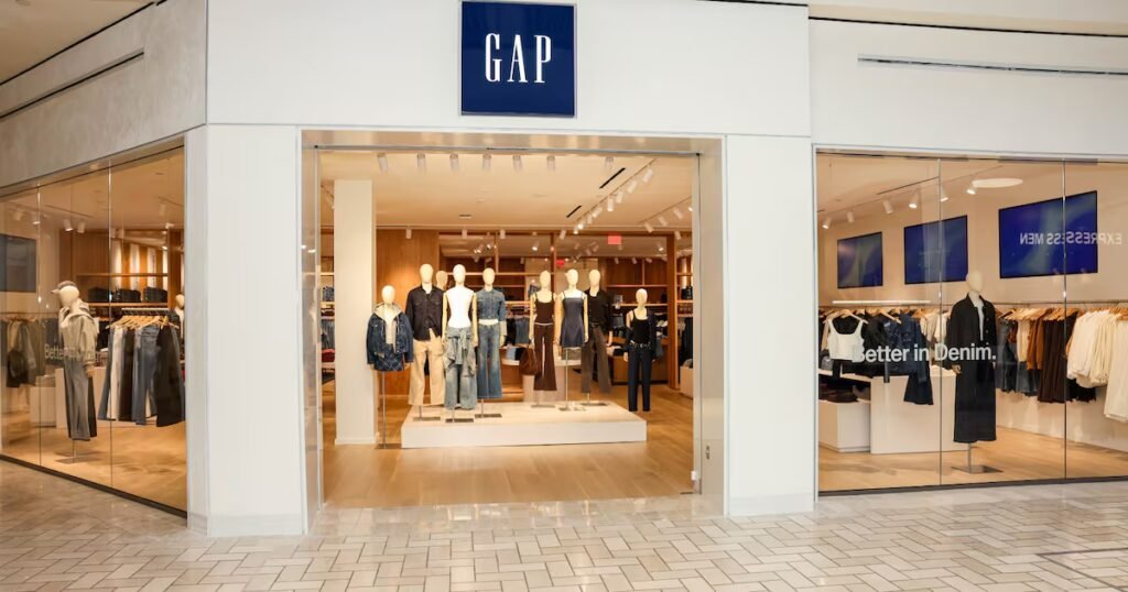 Gap’s Turnaround Now Hinges on Old Navy Gap’s Turnaround Now Hinges on Old Navy