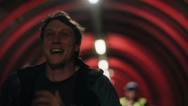 George MacKay Chases Life In First Teaser Trailer For ‘Mission’ George MacKay Chases Life In First Teaser Trailer For 'Mission'