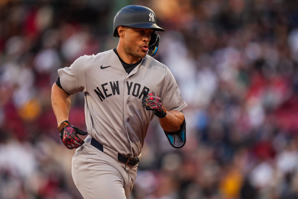 Giancarlo Stanton Sustains New Calf Injury Giancarlo Stanton Sustains New Calf Injury