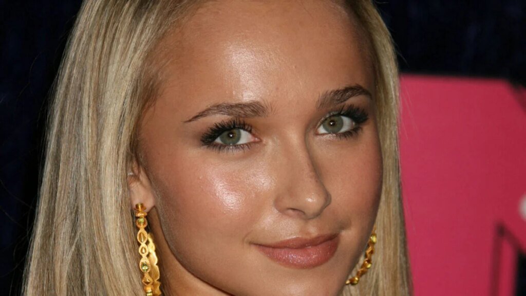 Hayden Panettiere’s Behavior On Set Allegedly Hurt Her Comeback Hayden Panettiere’s Behavior On Set Allegedly Hurt Her Comeback