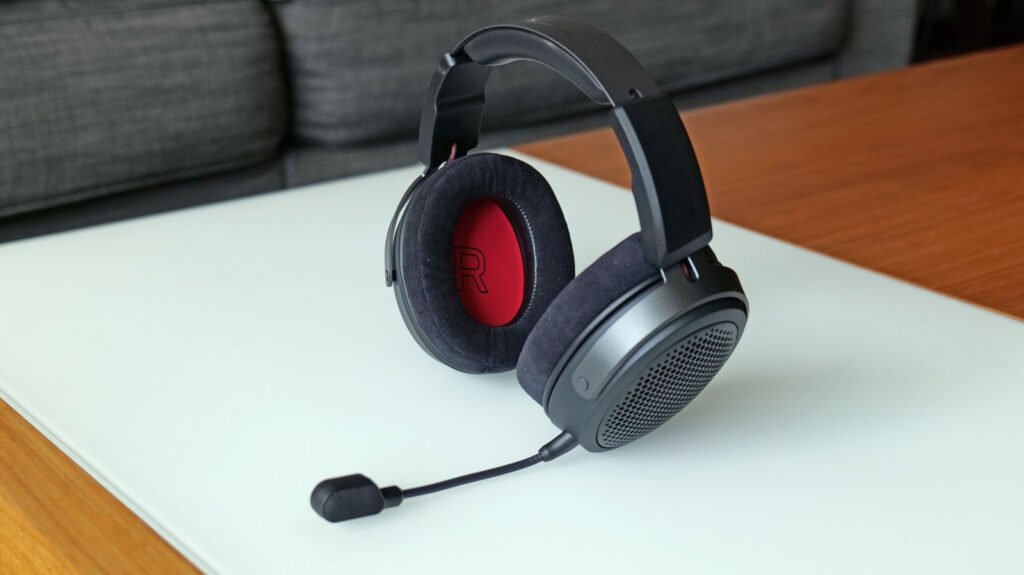 HyperX’s First Open-Back Gaming Headset Brings The Bass HyperX's First Open-Back Gaming Headset Brings The Bass
