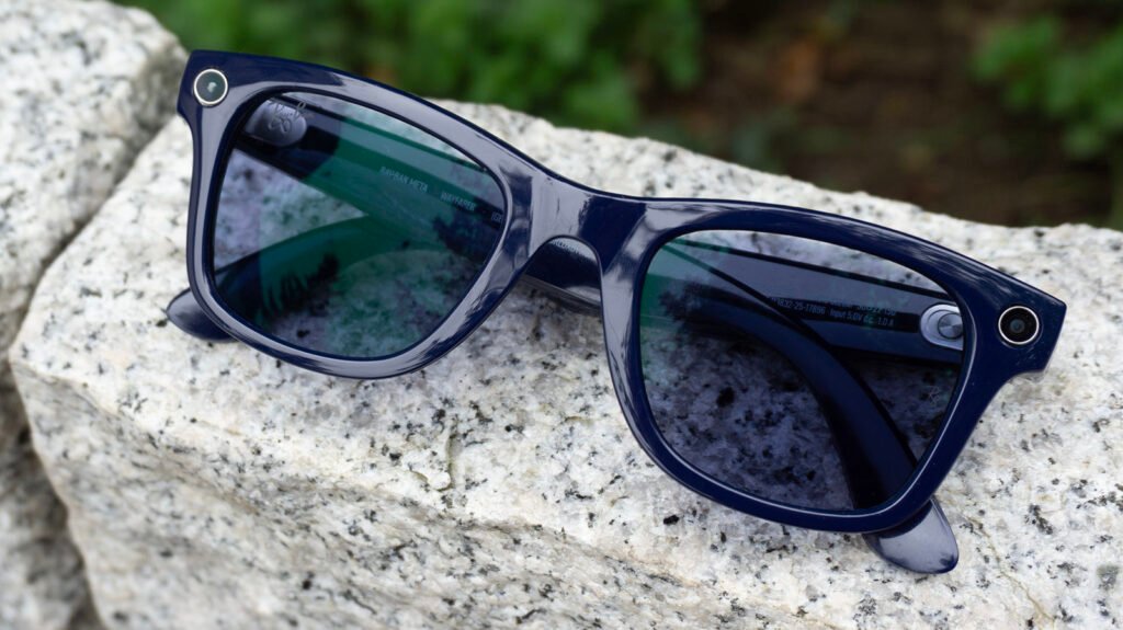 ICE Agents Can't Wear Meta Glasses While They Work, Official Memo Warns