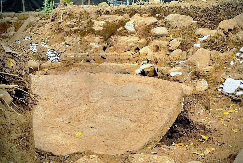 In Coatepec, INAH discovers ceremonial plaza and stele with never-before-seen features In Coatepec, INAH discovers ceremonial plaza and stele with never-before-seen features
