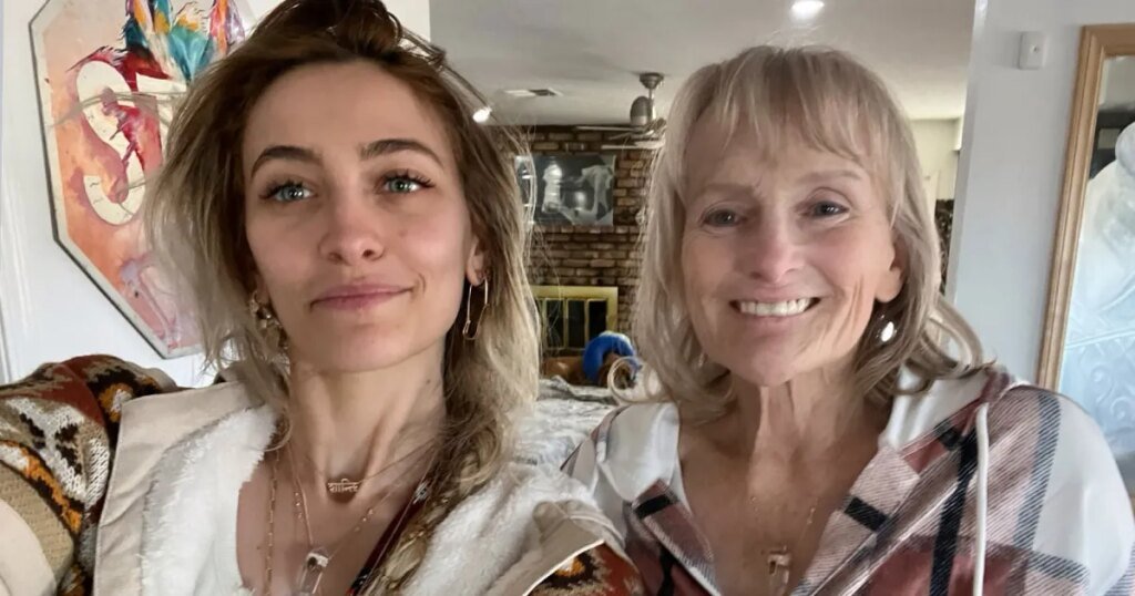 Inside Paris Jackson’s Relationship With Mom Debbie Rowe Inside Paris Jackson's Relationship With Mom Debbie Rowe