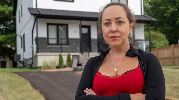 Insurance covered the rebuild of her house after a fire. Why didn’t the bank release the money on time? Insurance covered the rebuild of her house after a fire. Why didn’t the bank release the money on time?