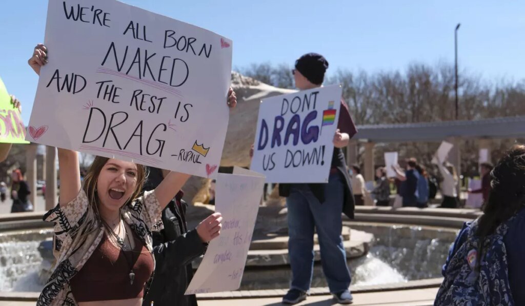 Judge again strikes down Texas drag show ban, cites Dolly Parton Judge again strikes down Texas drag show ban, cites Dolly Parton