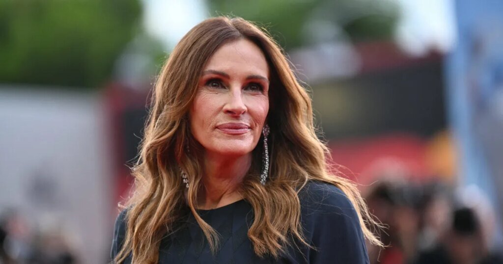 Julia Roberts Wore This Classic Birkenstock Sandal — On Amazon