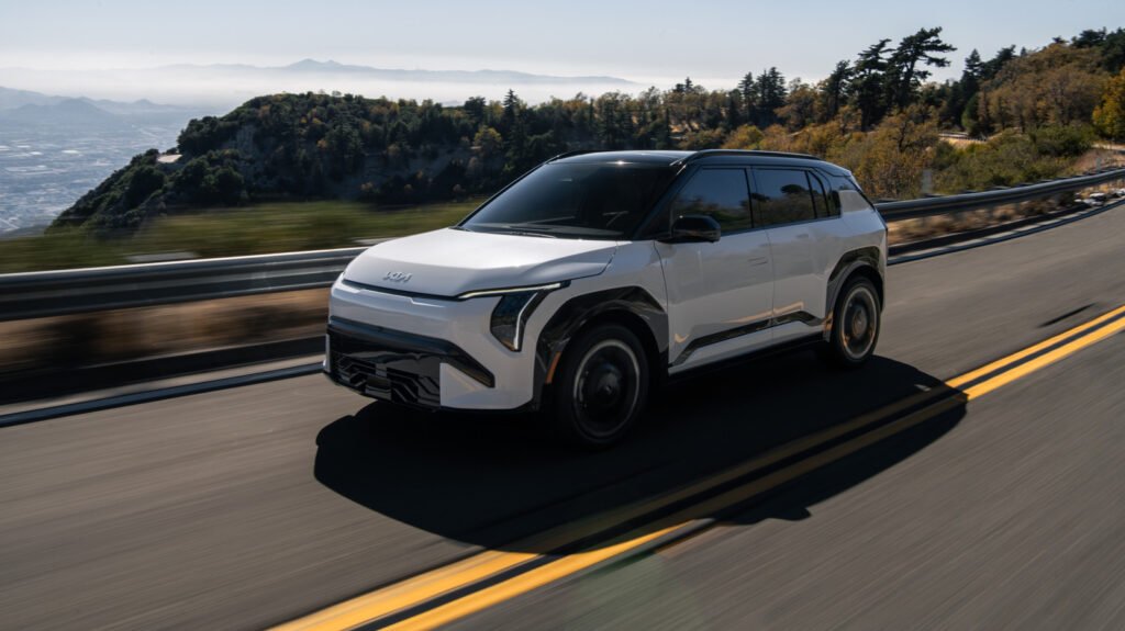 Kia’s EV3 Will Start Under $31,000 In The US Kia's EV3 Will Start Under $31,000 In The US